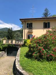 Case Ville Attici Nel 2020 Villa Appartamenti Di Lusso Villa Di Lusso