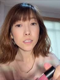 全職媽媽日常 , 就算當了媽媽一樣愛漂亮😌, 太愛這款新歡唇蜜💄, 沒事就想擦一下🤭🤭🤭, 想要一直好氣色🥰🥰🥰