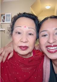 Crousant🥐 makes maa happy @manoramasingh362 #nepalimombelike #thomis...