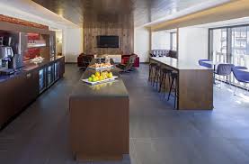 Our Regency Club Accommodations Are Located On The Restricted Access 22nd Floor And Include A Private Concierg Private Lounge Contemporary Hotel Atlanta Hotels