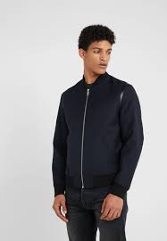 Élégante et moderne chaque veste de costume pour homme est confectionnée grâce à un patronage réalisé à savile la veste homme ne fait pas exception. The Kooples Blouson Bomberjacke Navy Dunkelblau Zalando De