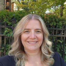 Second toe pain is surprisingly common and it can affect people of all ages  and activity levels. Some days it might be a minor annoyance, while other  days it can make every