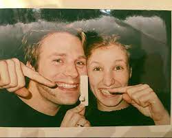 Thomas jouannet is a 50 year old french actor. Chloe Jouannet Poste Une Vieille Photo De Ses Parents Pho Tele Star