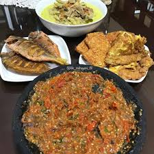 Keuntungannya tentu saja anda bisa mengatur takaran bumbunya atau menambah variasinya agar lebih sesuai dengan selera sendiri. Info Kuliner Menu Sehari Hari Ala Lilik Indrayani 81 Masakan Rumahan Rasa Ndeso Itu Yang Selalu Ja Portal Berita Sidoarjo