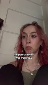 If I Was Veronica Girls