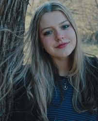 Dena Whaley's Instagram, Twitter & Facebook