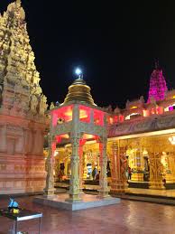 There have few hotels and resorts in kuala del palma hotel kuala selangor. Sri Maha Mariamman Temple Located At Section 7 Shah Alam Selangor Was Found In The 1920s By Estate Workers Of La Hindu Temple Selangor Beautiful Architecture