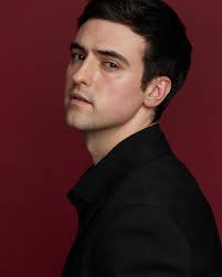 adrian.navas.a me hace fotos