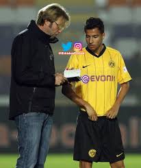 Golleri, asistleri, güçlü & zayıf yönleri ve mac ratingleri içeren son detaylı istatistiklerini gözden geçirin. Eskiden Futbol On Twitter 2008 09 Borussia Dortmund Jurgen Klopp Yasin Oztekin E Taktik Veriyor