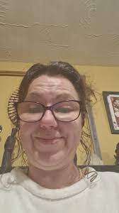 Does anyone know who lives in number 18 Brynifor in Mountain Ash please?