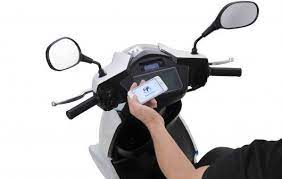 iphone 當作監控儀表 terra motors a4000i 電動機車登場 http chinese vr zone com 73803 terra motors a4000i with iphone control electric motorcycle electric scooter motor