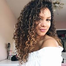 Curly Hair Balayage Brunette Beautyblog Makeupoftheday Makeupbyme Makeuplife Makeuptutorial Inst Brunette Balayage Hair Balayage Brunette Ombre Curly Hair