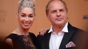 Jetzt klicken und auf frankfurter rundschau lesen! Uwe Ochsenknecht Privat Dieser Dame Gehort Das Herz Des Schauspielers News De