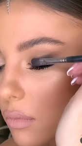 Karla Parada (paradak)