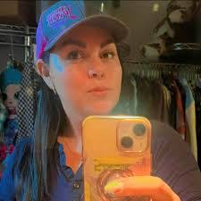 Ana Navarrete's Instagram, Twitter & Facebook