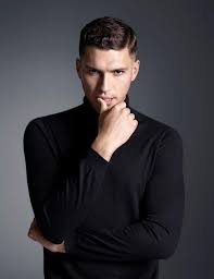Les tendances coiffure sur les réseaux sociaux et les podiums. Hommes 20 Coupes De Cheveux Pour L Automne Hiver 2020 2021 Coiffure Homme Tendance Coiffure Homme Coupe De Cheveux