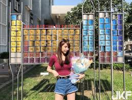 胸大有腦！倫敦大學正妹「媛仔」身材超好，不管穿什麼胸前都超緊繃！ - 網路美女- JKF 捷克論壇