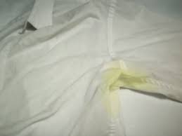 Check spelling or type a new query. Taches Jaunes Sur Un Vetement Blanc 4 Astuces Pour Les Supprimer