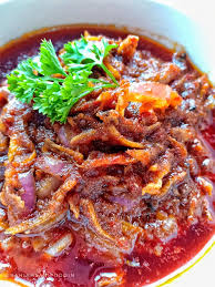 Taknak sembang panjang lagi, jom kita lihat cara penyediaan sambal ikan bilis nasi lemak yang super sedap ini. Resepi Sambal Ikan Bilis 1 Kitpramenulis