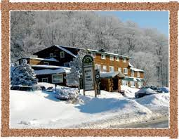 Inn At Long Trail Killington Vt I Ve Stayed Here Many Many Nights And My Husband And I Got Married In The Front Gathering Room Fanta Long Trail Inn Trail
