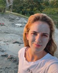 A mi Papá 👼🏼👨🏽, Ya son 10 años sin ti, te fuiste muy rápido. Yo apenas  tenía 19 y no sabía cómo podía vivir una vida sin ti. Mi hermana y yo  siempre fuimos las consentidas, gozamos más que nadie de tu ...