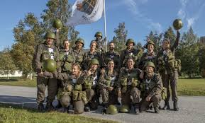 Kompani lauritzen er en norsk realityserie som går på tv 2. Kompani Lauritzen Flere Kollapser Underveis Vargas12 Com Soldat Tvillingene Militaere