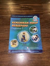 Mulai tahun 2012, mata pelajaran kemahiran hidup pilihan 2 iaitu ekonomi rumah tangga akan mula dipelajari oleh kumpulan pelajar yang terpilih. Kemahiran Hidup Bersepadu Tingkatan 1 Textbooks On Carousell