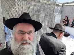 Hi, I'm 66 years old originally from Jerusalem, Israel, and now living in  Germany. I'm a blend of Israeli and European cultures and speak Hebrew,  English, and German. I'm looking to meet