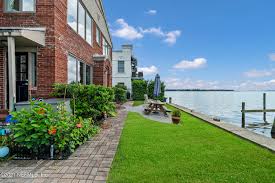 The asking price for baybury plan is $273,900. Just Listed Single Family Condos Multi Family Commercial Land Rentals Apartment Auction Com Lease Lot Land Townhouse Pending Contingent Backup In Jacksonville Fl