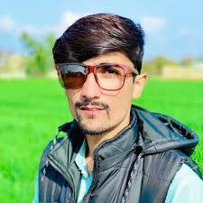 Edwina Potter's Instagram, Twitter & Facebook