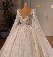 Check spelling or type a new query. Wie Viel Kosten Valdrin Sahiti Kleider Mode Preis Kleid