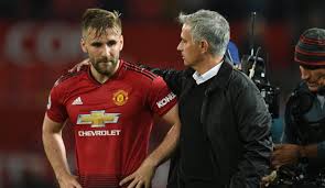 Manchester united's misfiring players need to take luke shaw was set to return to manchester united after he suffered concussion in. Premier League Manchester United Verlangert Vertrag Mit Luke Shaw