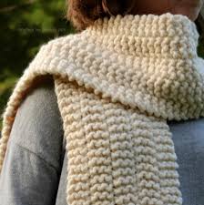 Super bulky yarn and light weight warmth of alpaca meets the creamy softness of merino wool with the durability of acrylic. 11 Chunky Knit Scarf Patterns To Knit This Weekend