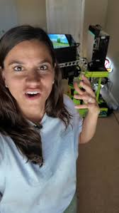 Check out one of the many things that I love about my @simcoaches American  racing simulator! This may seem simple but I cannot begin to tell you how  easy it makes getting in and out of the rig! 💯, Im ...