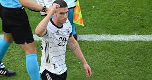 A video shows the moment gosens opened his present and revealed the ronaldo jersey as. Okox1nrgaupz8m