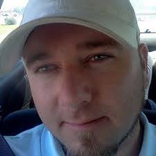 Jonathan Guffey's Instagram, Twitter & Facebook