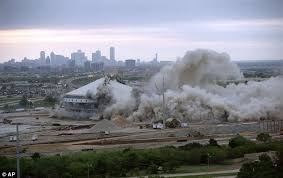 Emirates stadium on fire ( galatasaray fans reaction turkish wankers from galatasaray threw flares and set fire to emirates stadium in london because their team was taking one hell. Dallas Demolition As Cowboys Stadium Is Reduced To Rubble By An 11 Year Old Boy Daily Mail Online