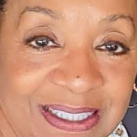 Toni Dunn's Instagram, Twitter & Facebook