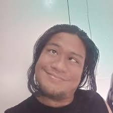 Para sa singlemom Hanapin mo ung lalaking mamahalin k tanggap ka at kaya  kang respetohin❤ Mamahalin pati anak mo😊