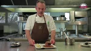Epingle Sur La Truffe Noir Du Perigord