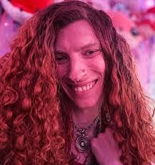 Paula Maze's Instagram, Twitter & Facebook