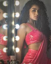 Anupama Parameswaran Sexy Stills | Killing in Pink Saree