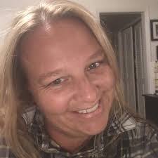 Jennifer Volpe's Instagram, Twitter & Facebook