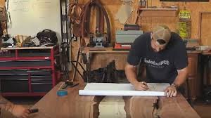 These tables are super popular and pop up everywhere on the internet and social media. I Build A Live Edge River Table John Malecki