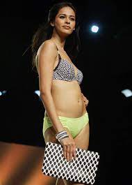 Check out this index for easy access to all of our coverage of golf news, instruction, equipment and courses. What S The Temperature Outside Rediff Com Get Ahead