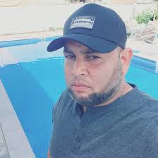 Quien quiere 🇩🇴 sushi a lo Dominican way! Buenooo, my way! You can make  con salami, frito, aguacate, jamoneta, queso frito, maduros, de lo Que tu  quiera. & enjoyyy!!! Recipe: Nori sheet