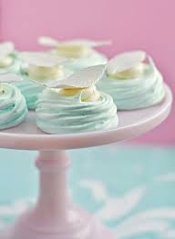 33 Beautiful Things You Can Make With Food Coloring Pastel Desserts Desserts Cupcake Cakes