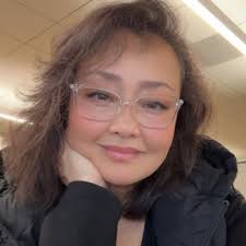 Hi y'all! I'm beyond excited to announce that this spring, I will be  working remotely as a PR & Social Media Intern for Dolby Laboratories! I am  so thankful for this opportunity