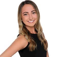 Heather Dildine's Instagram, Twitter & Facebook