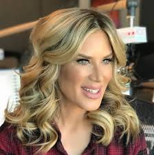 Our friend and Giving Partner Ellen K looks beautiful wearing Headliner  Lipstick in Ilene (Pink Taupe). We created this shade with Ellen and named  it after her mother.❤️ For every Ilene you